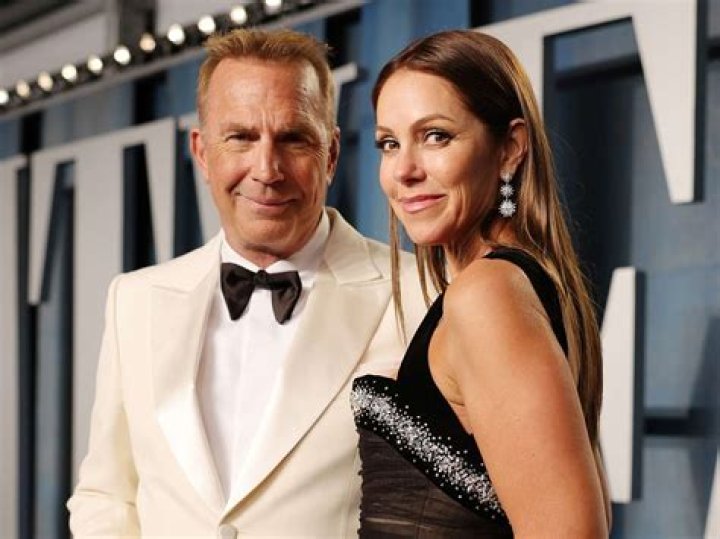 Kiefer Sutherland's Wife And Hollywood Icon