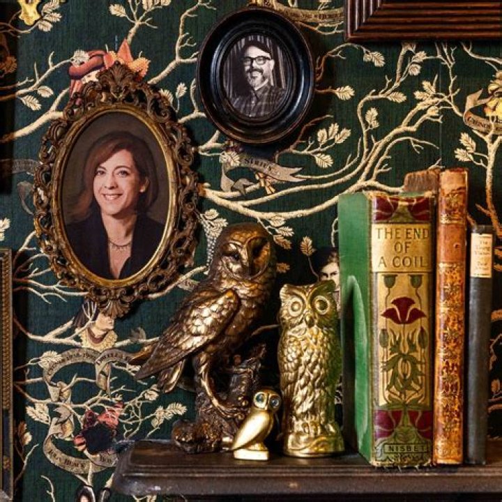 Sheila Oliver's Family Tapestry Explored