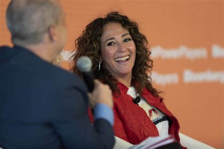 Unraveling The Life Of Elizabeth Kloepfer: The Woman Behind The Legend