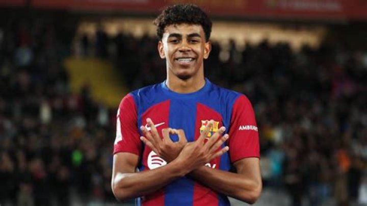 Unveiling The Mystery Of Lamal's Father Age