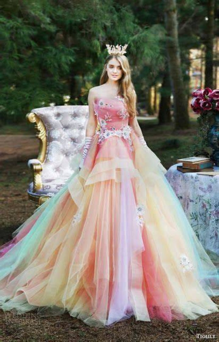 Which princess has the prettiest dress?